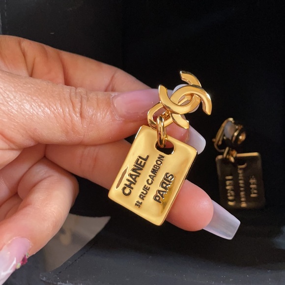 Earring - Picture 4 of 6